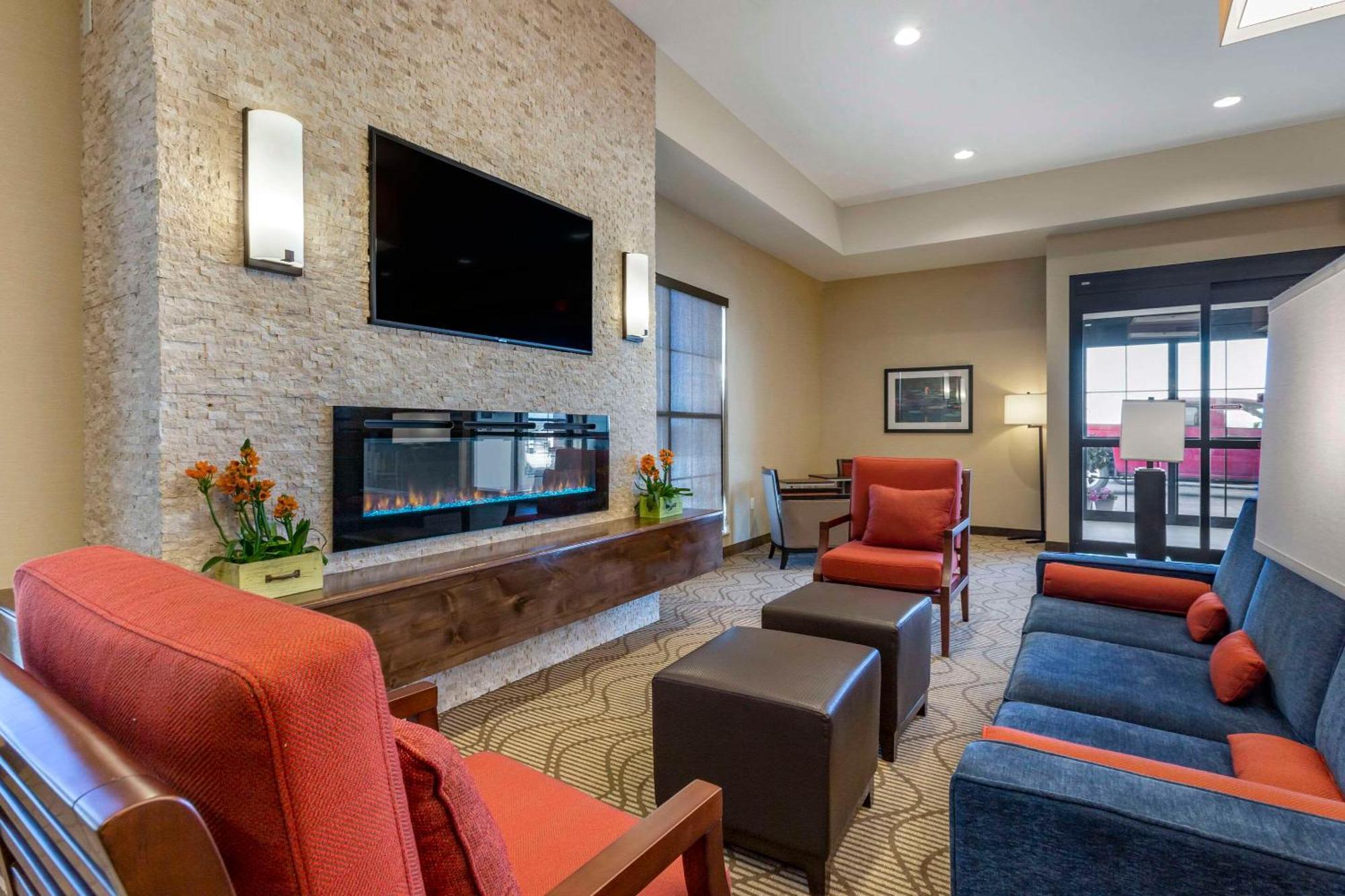 Comfort Suites Albuquerque Airport Exterior foto