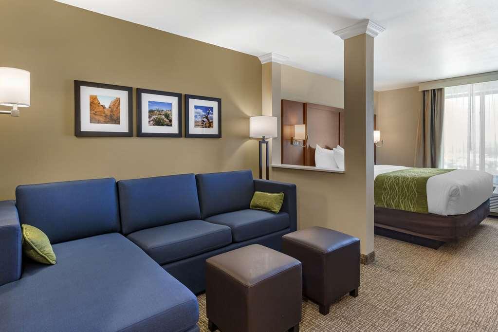 Comfort Suites Albuquerque Airport Zimmer foto